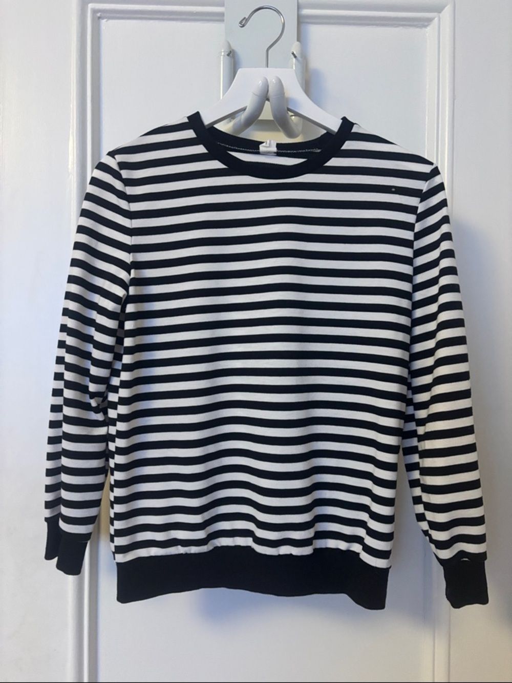 SHEIN Black & White Striped Crewneck Sweater